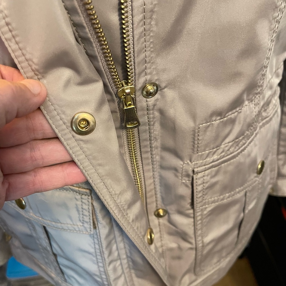 Very Classy Lightweight Talbots Jacket - image 7